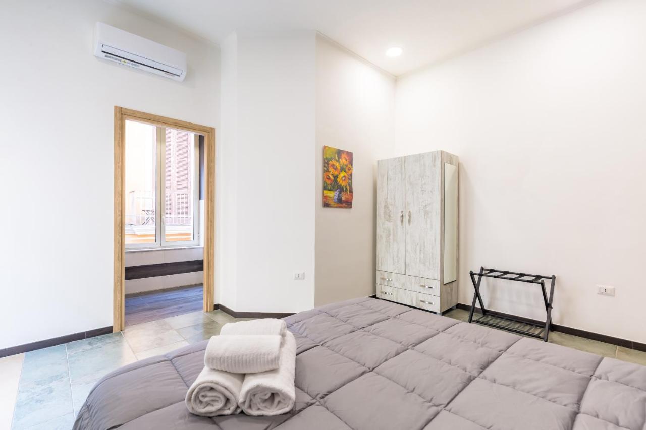 Gelso Complex Studios And Flat By Napoliapartments Exteriör bild