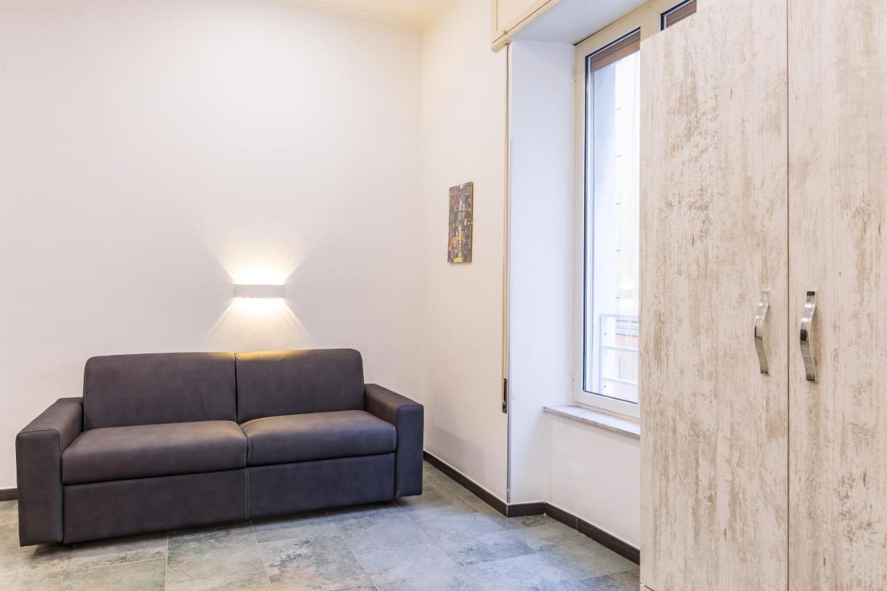 Gelso Complex Studios And Flat By Napoliapartments Exteriör bild